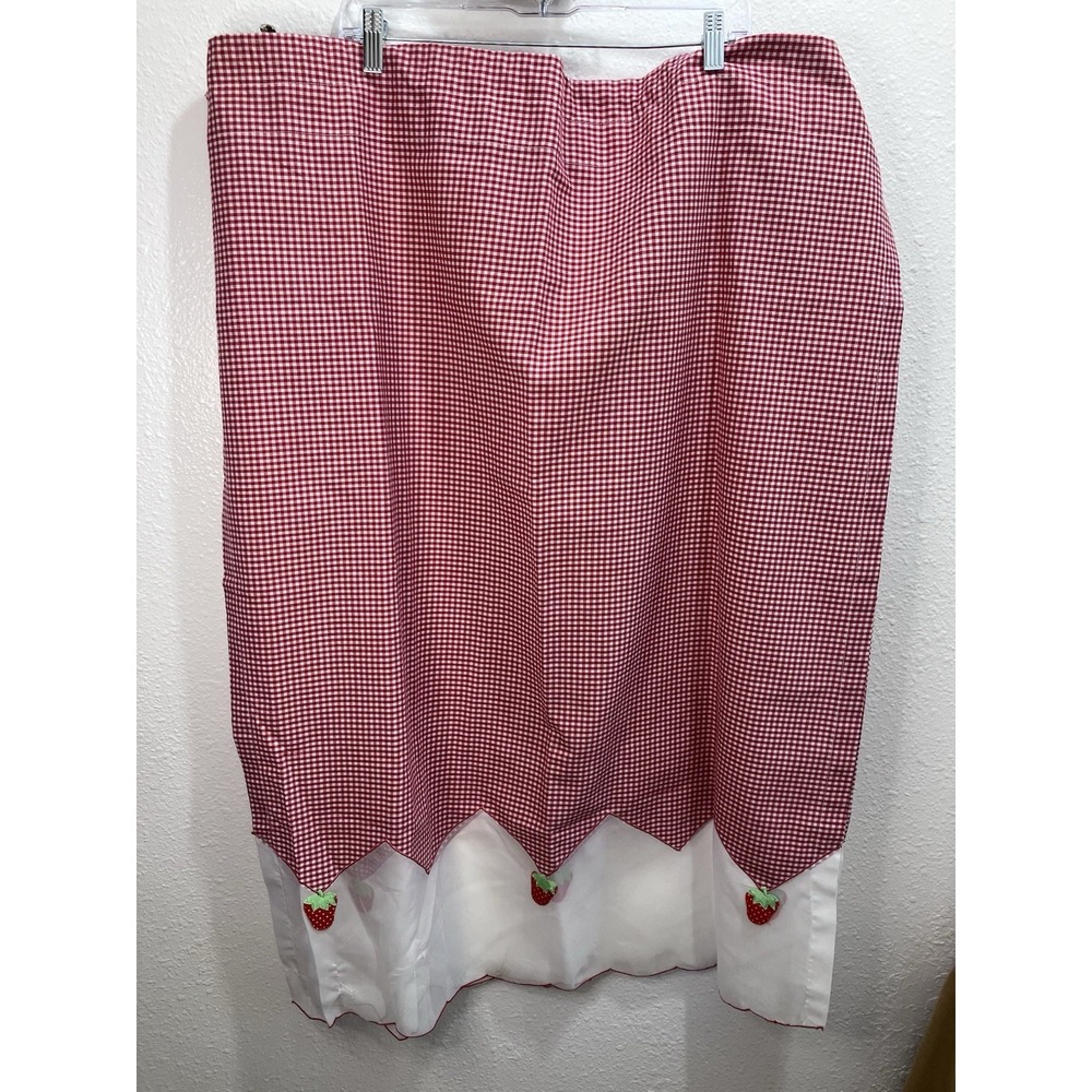 2 Y2K Cottagecore Kitchen Curtain Panels Red Gingham Strawberry Rod Pocket 30x37